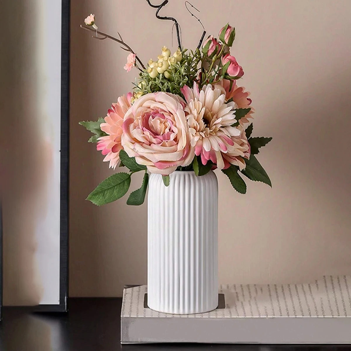 Store & Brand Names (Sleek, Modern & Catchy)

LineaVase

RibbedFlora

CeramicFlex

StudioStripe

CurveClay

ModRib Studio

Marketplace & Amazon SEO Titles (High Search Volume)

Striped Ceramic-Look Plastic Flower Vase – Sha