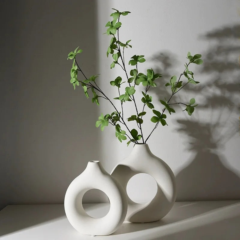 Simple Plastic Vase Donut Shape Single Flower Pot