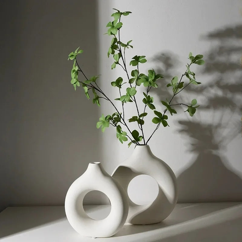 Simple Plastic Vase Donut Shape Single Flower Pot