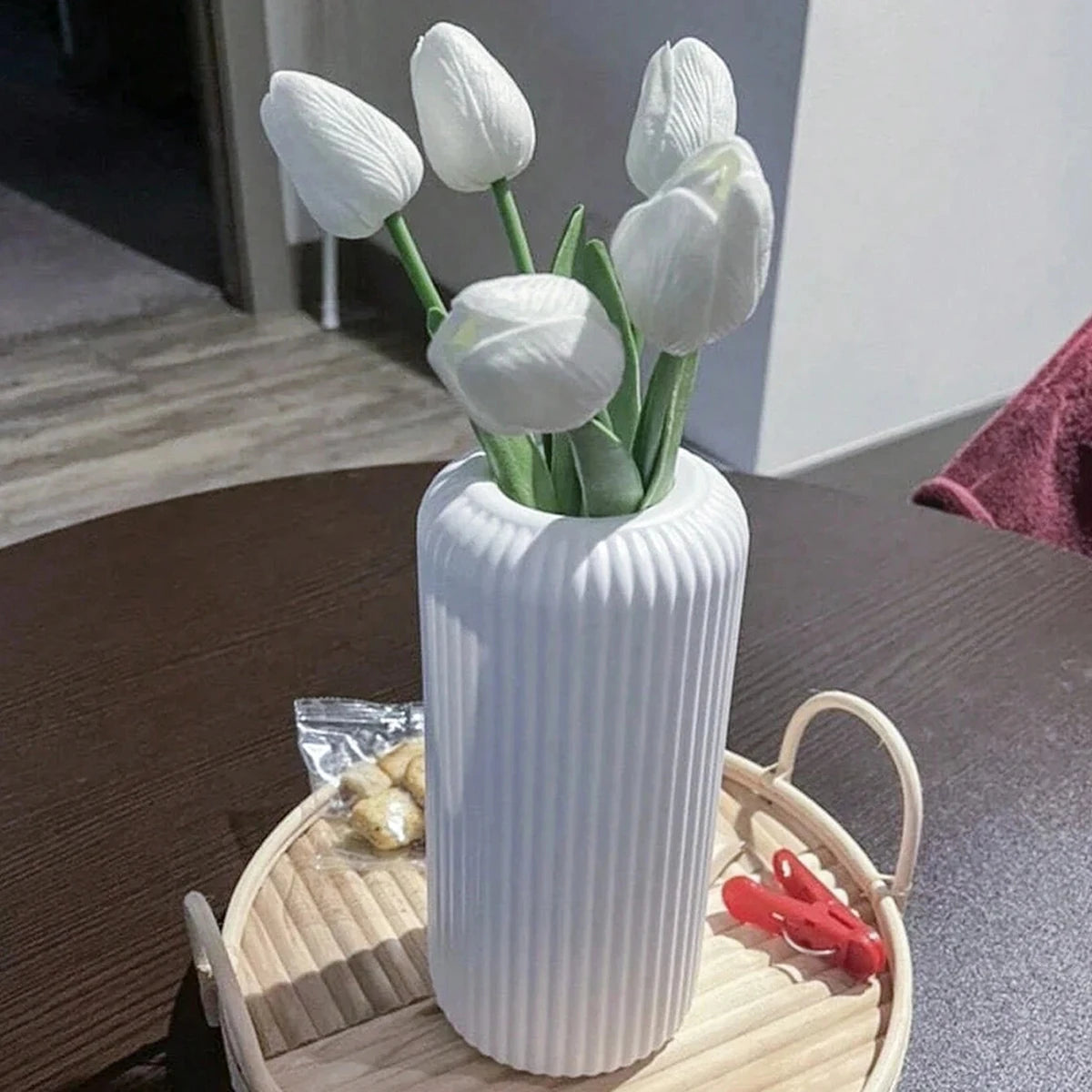 Store & Brand Names (Sleek, Modern & Catchy)

LineaVase

RibbedFlora

CeramicFlex

StudioStripe

CurveClay

ModRib Studio

Marketplace & Amazon SEO Titles (High Search Volume)

Striped Ceramic-Look Plastic Flower Vase – Sha