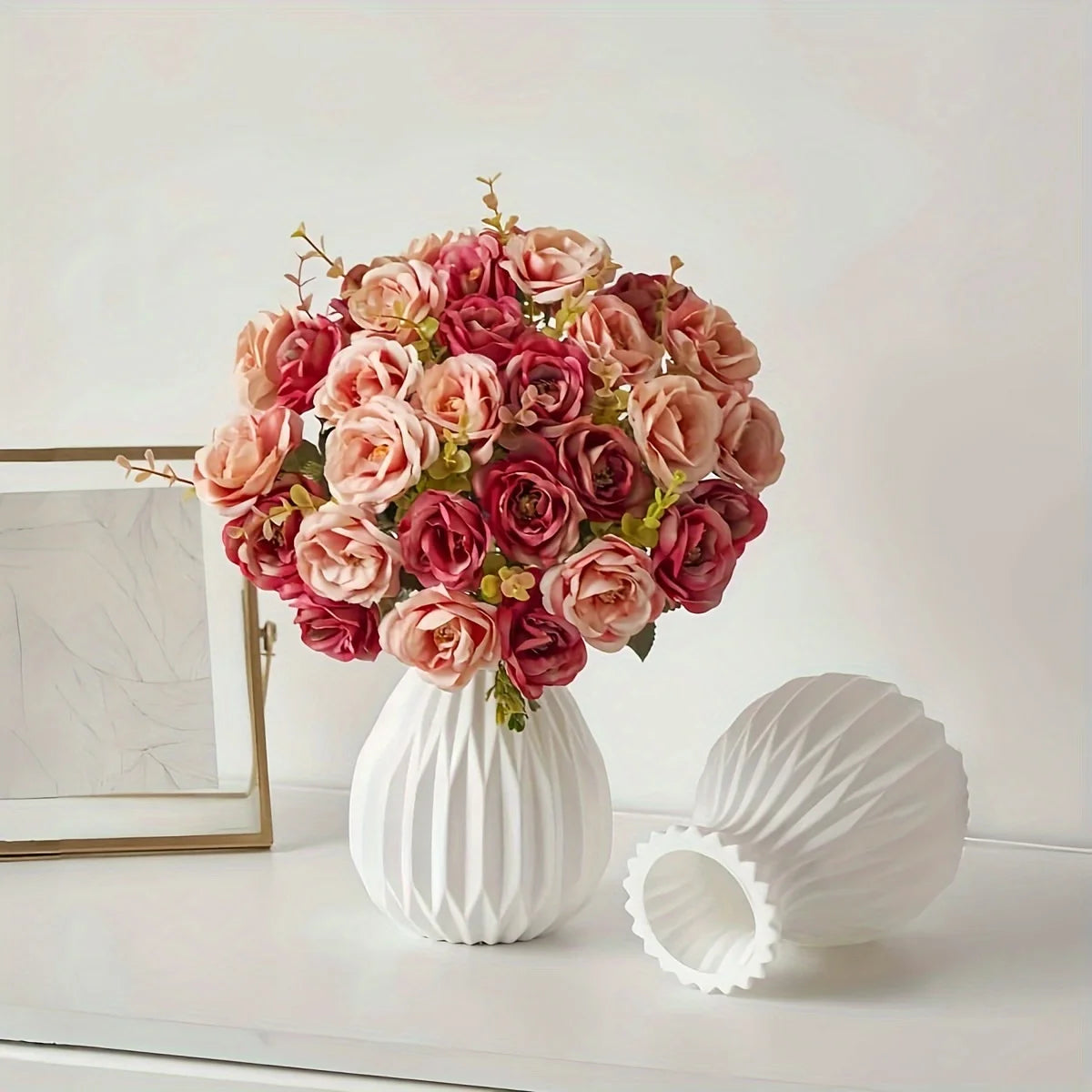 ModCeramic™ Shatterproof Minimalist Plastic Vase