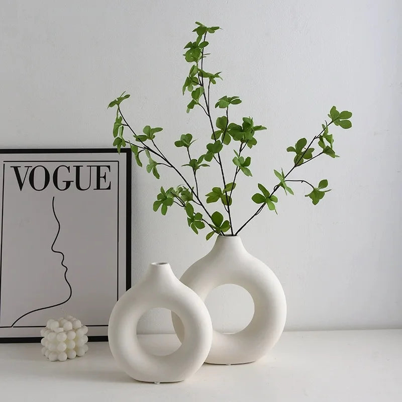 Simple Plastic Vase Donut Shape Single Flower Pot